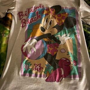 Disney Gray and Pink Short Sleeve Tee with Cartoon Graphic